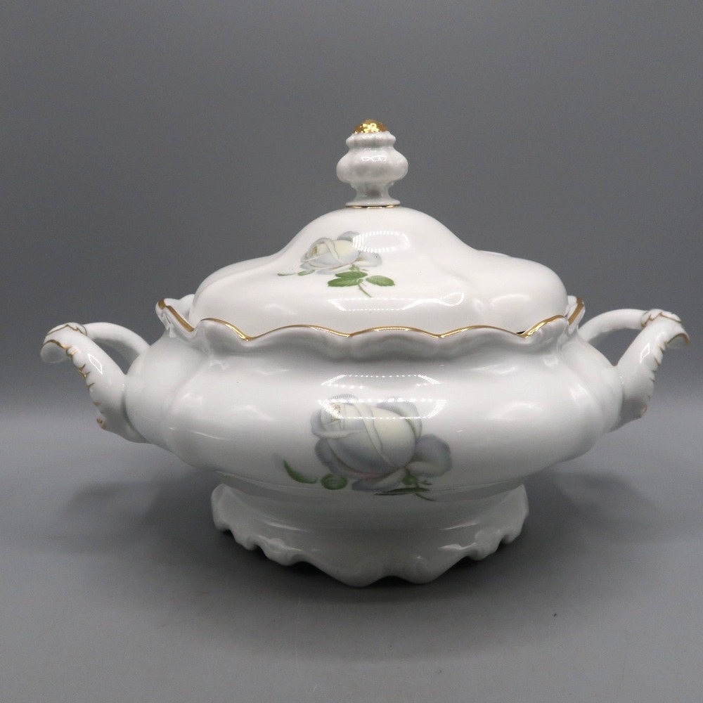 Johann Haviland Bavaria Germany White Rose Serving Vegetable Lidded Bowl